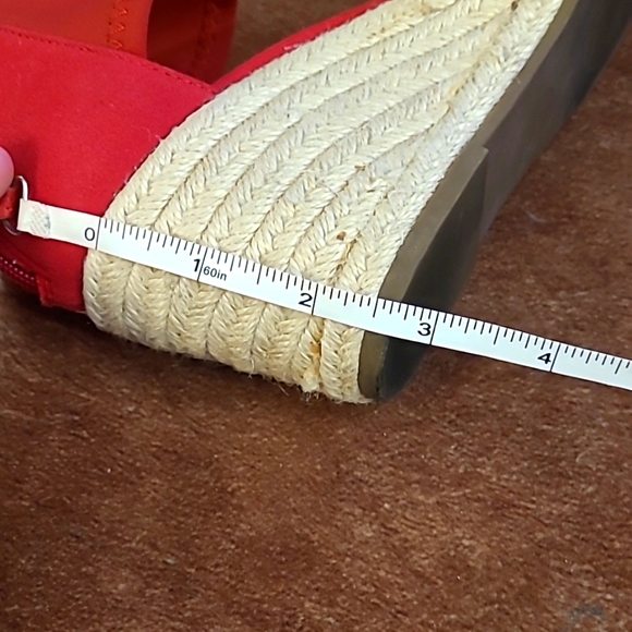 ⭐ Red Wedge Espadrilles / Heels With Zipper and Stretch Ankle Support Size 6 - Picture 6 of 10